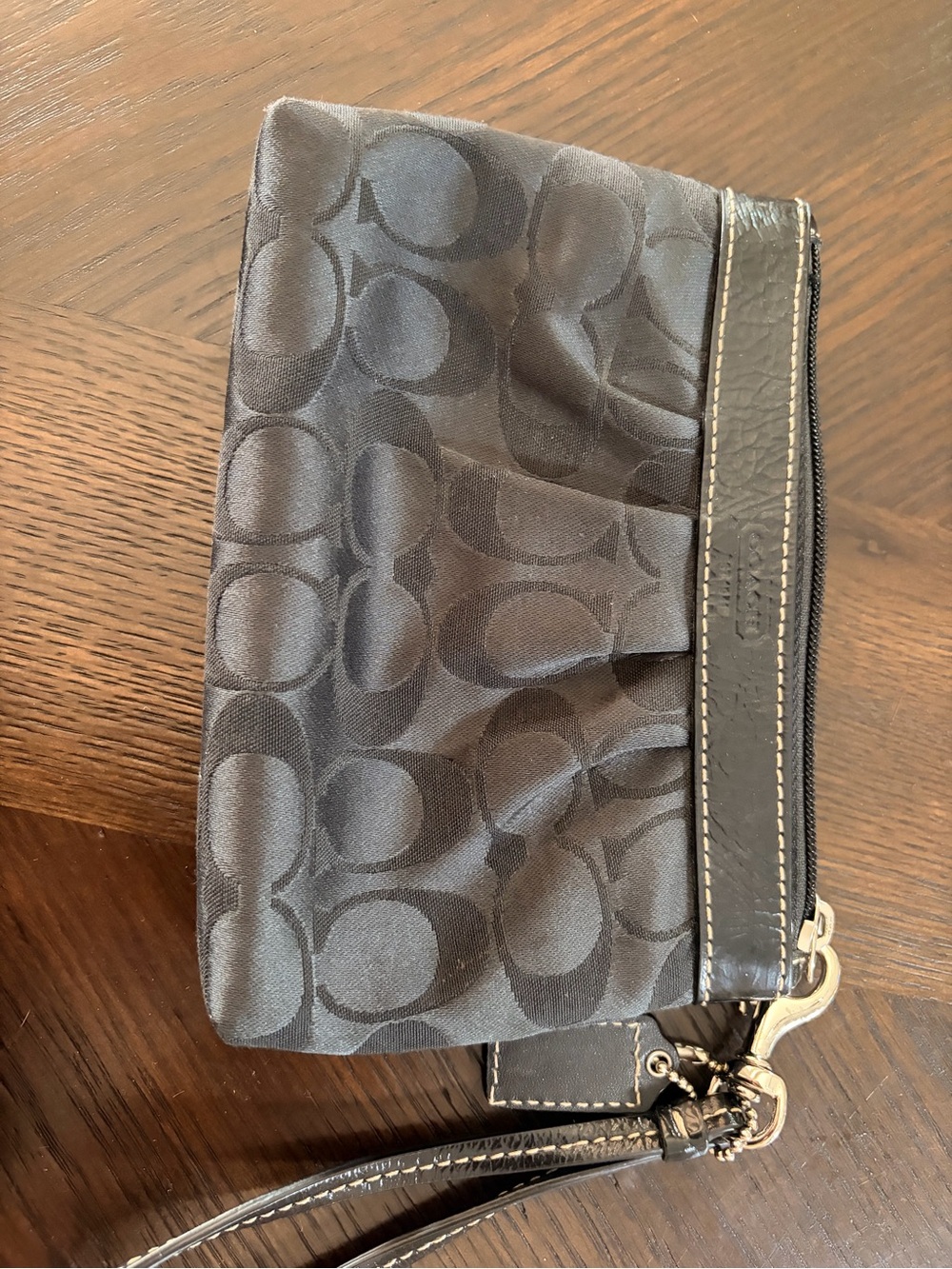Coach Black Signature Jacquard Wristlet Y2K